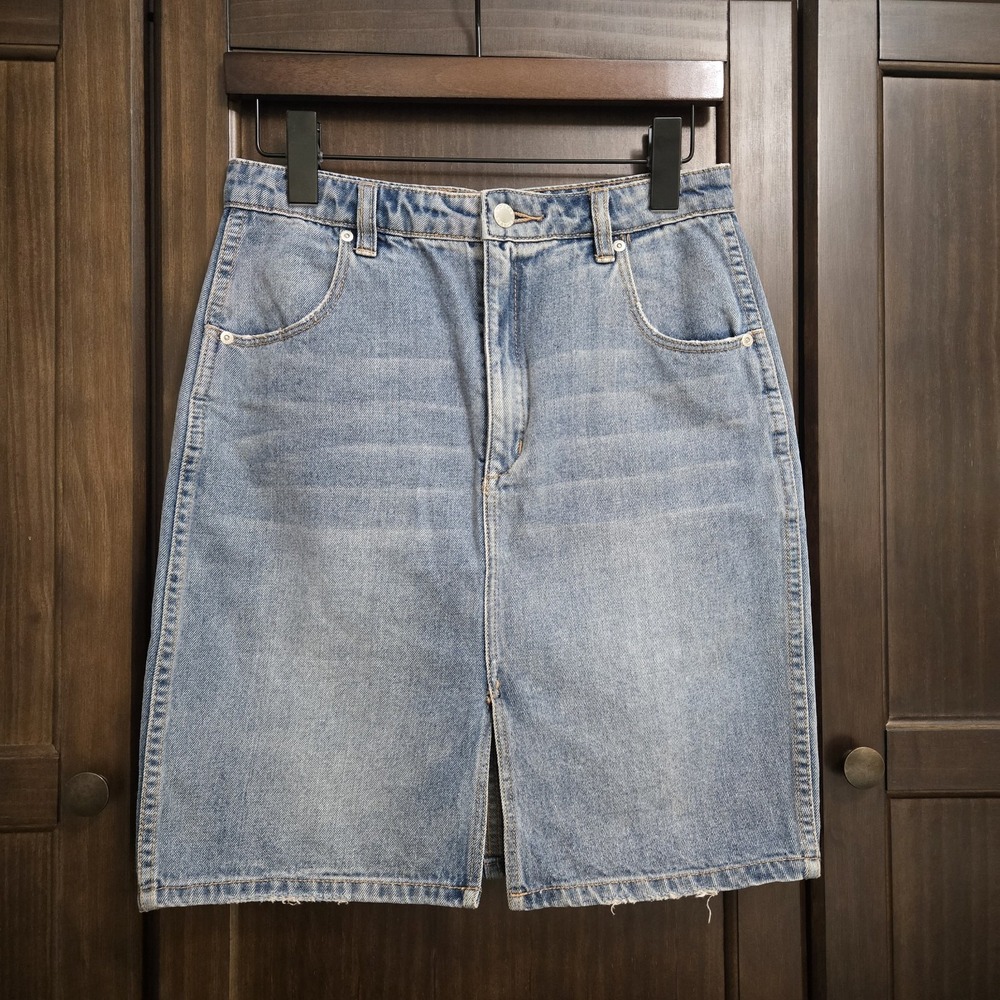 Rollas Denim Pencil Skirt Light Wash Front Slit 5 Pocket Distressed Hem 28/10